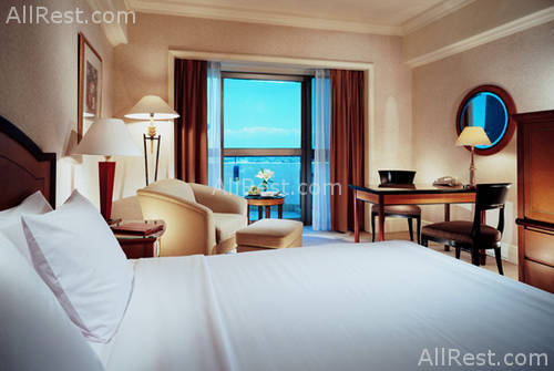 Sheraton Surabaya Hotel & Towers 5